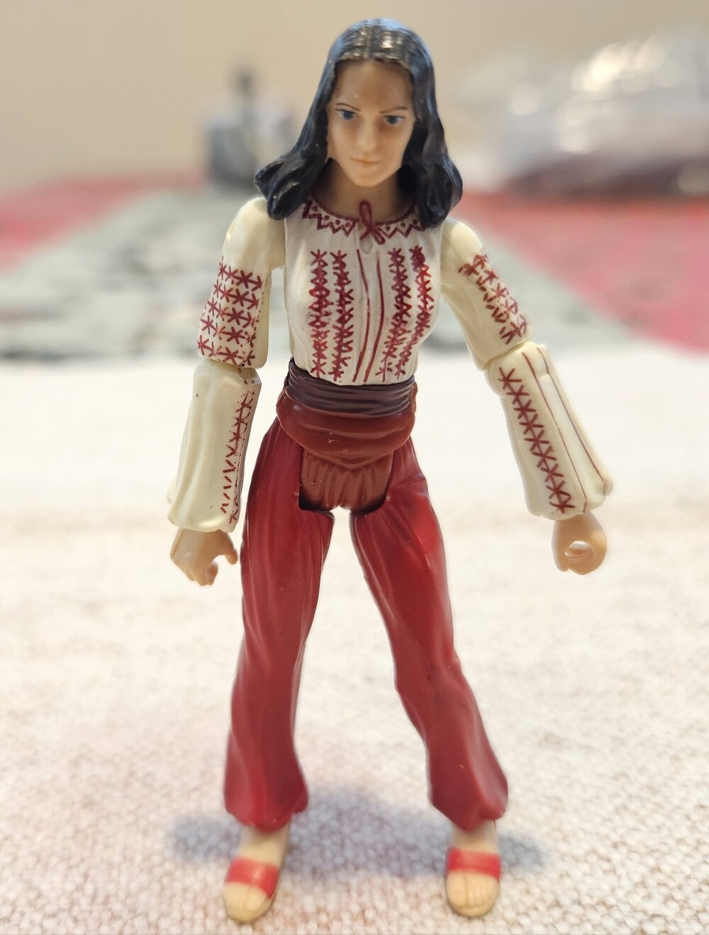 Indiana Jones Hasbro 2007 Marion Ravenwood figure